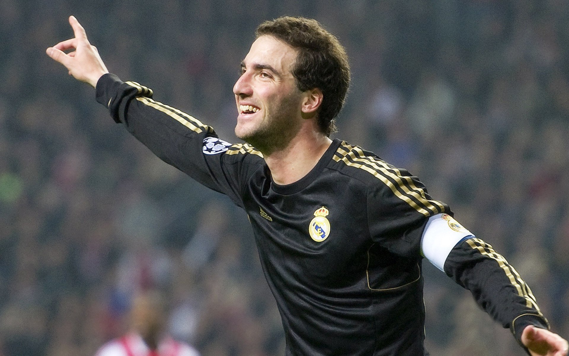 国字号球队体能测试标准全面升级,国字号足球队